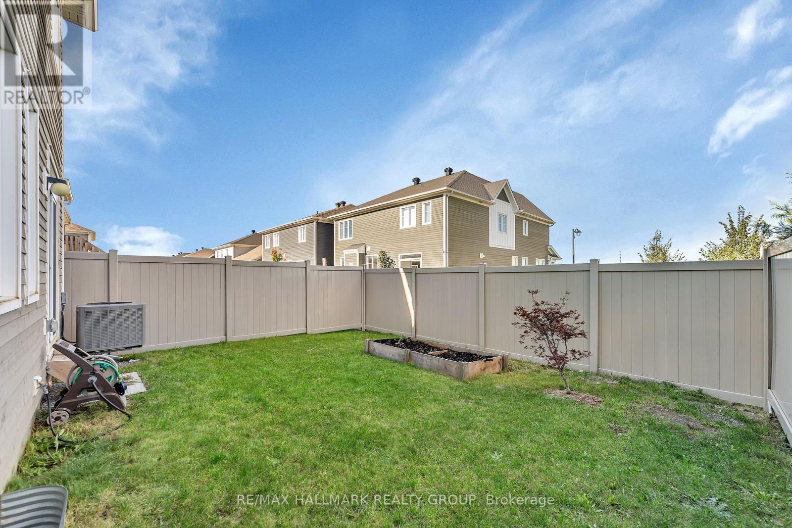 96 CANTLE CRESCENT - 17