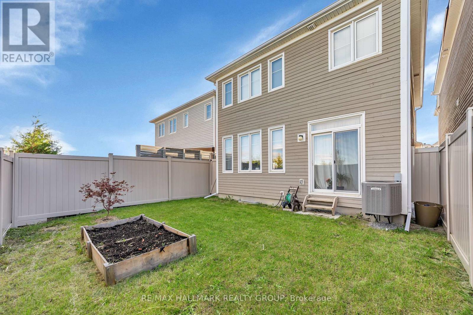 96 CANTLE CRESCENT - 19