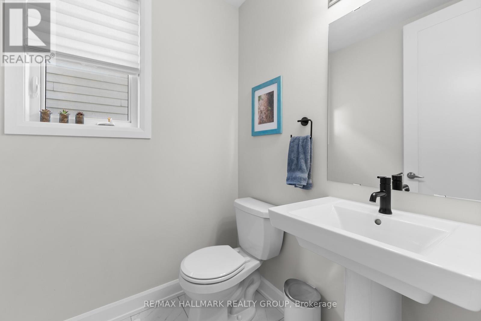 96 CANTLE CRESCENT - 8