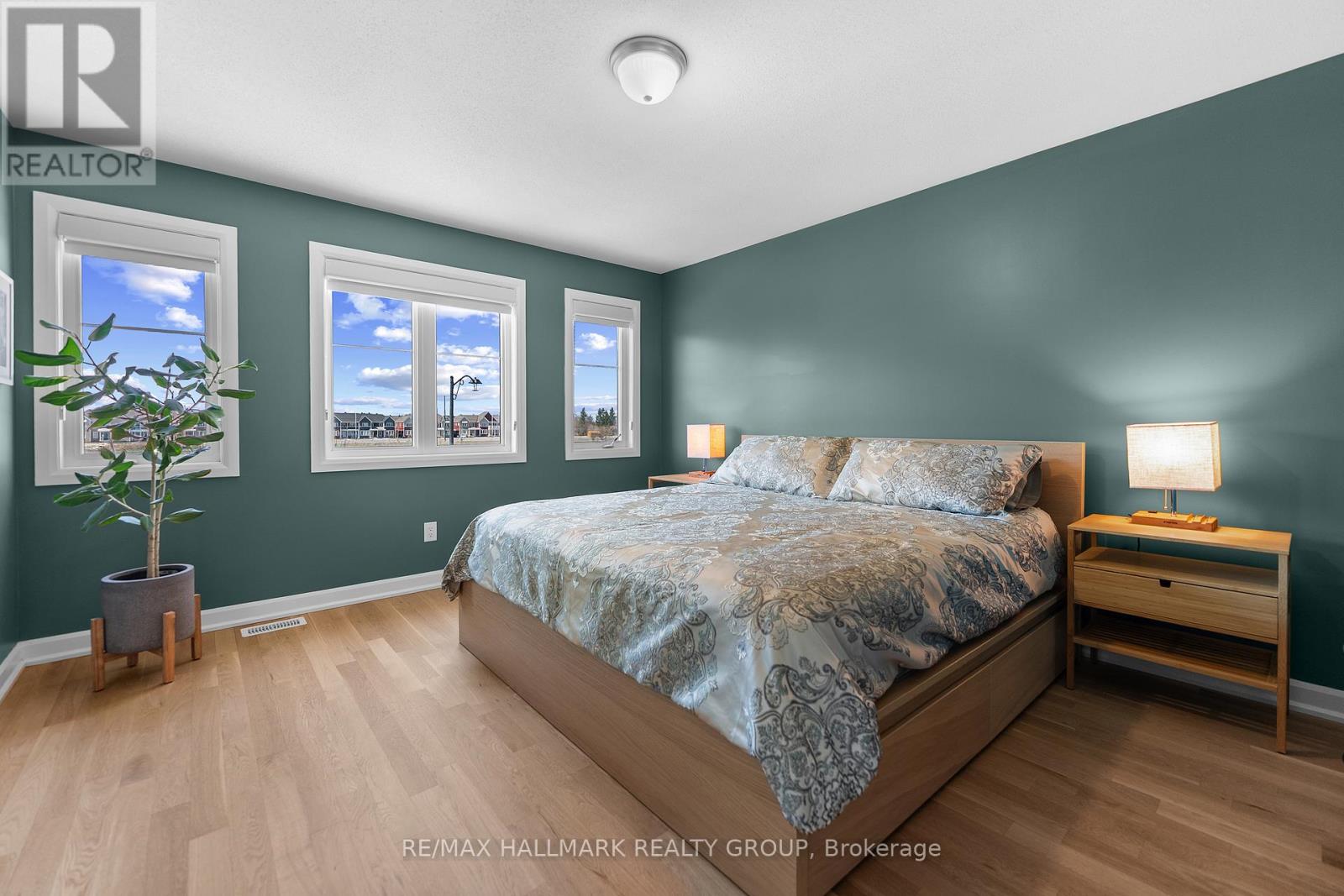 96 CANTLE CRESCENT - 9