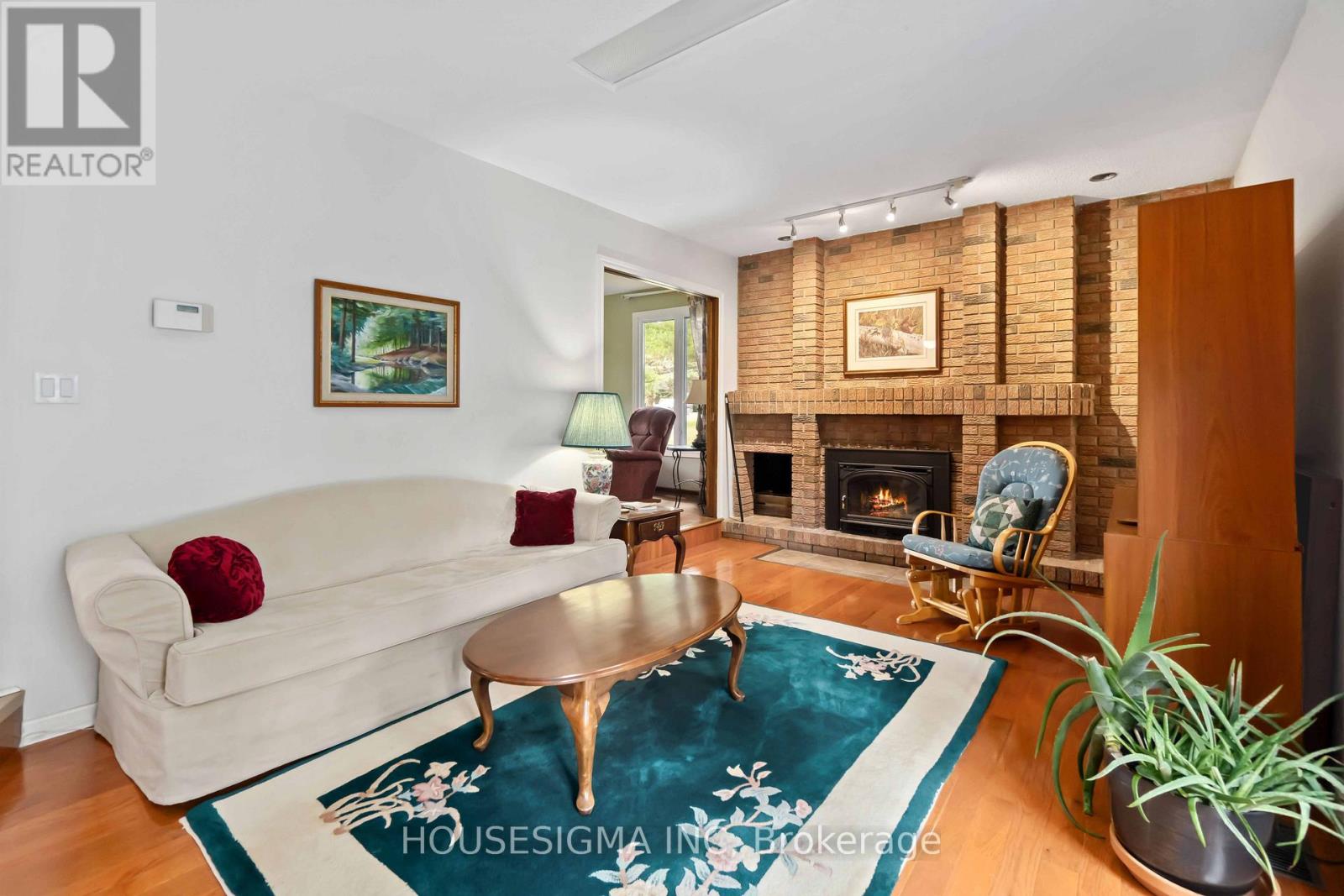 62 HURD STREET - 10