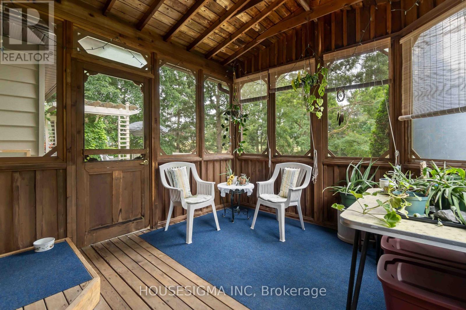 62 HURD STREET - 40