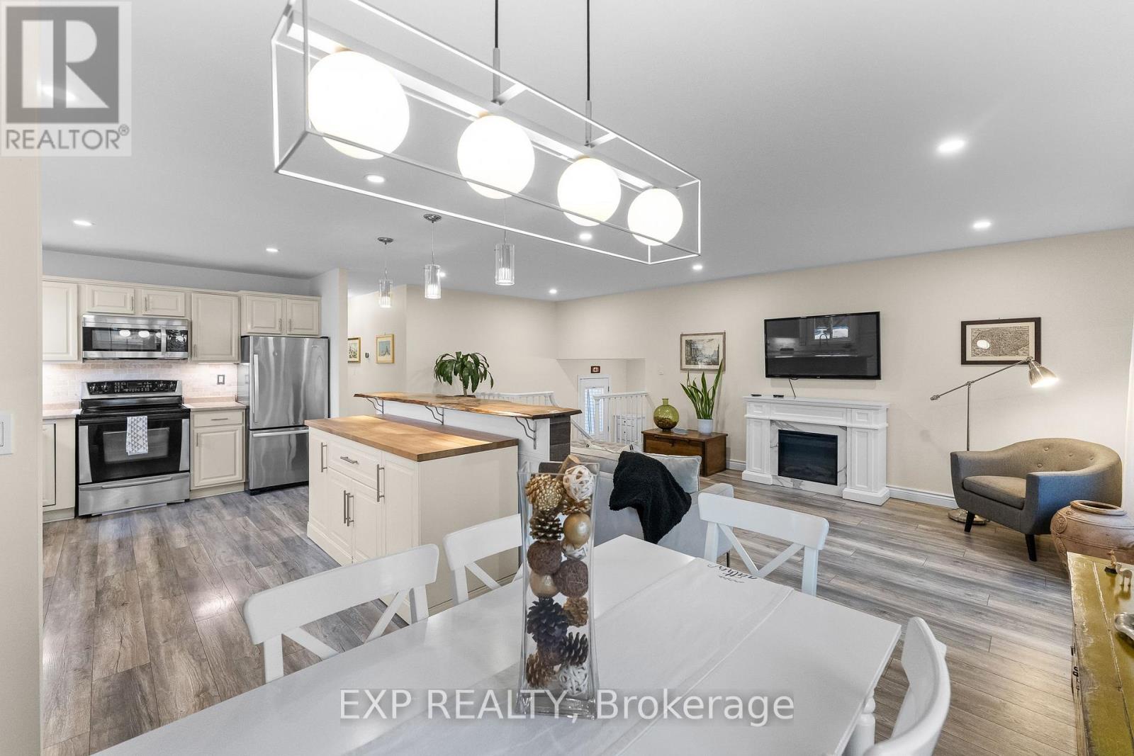 6447 KENDALE COURT - 12