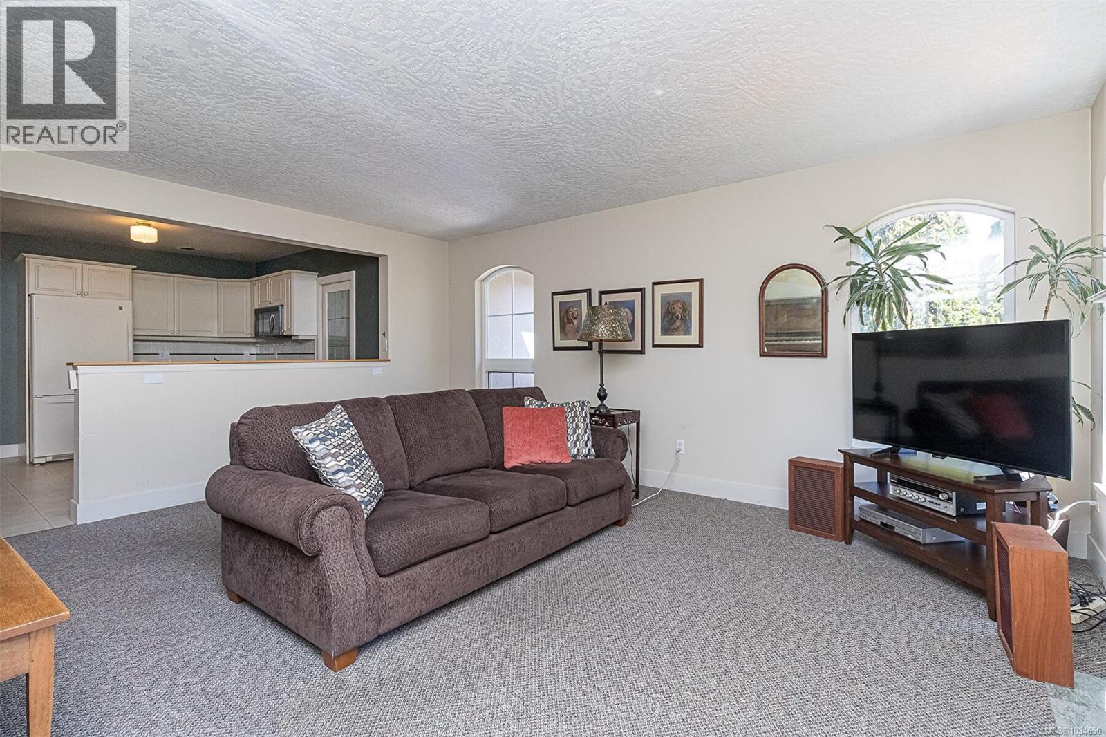  865 St. Patrick Street, Oak Bay