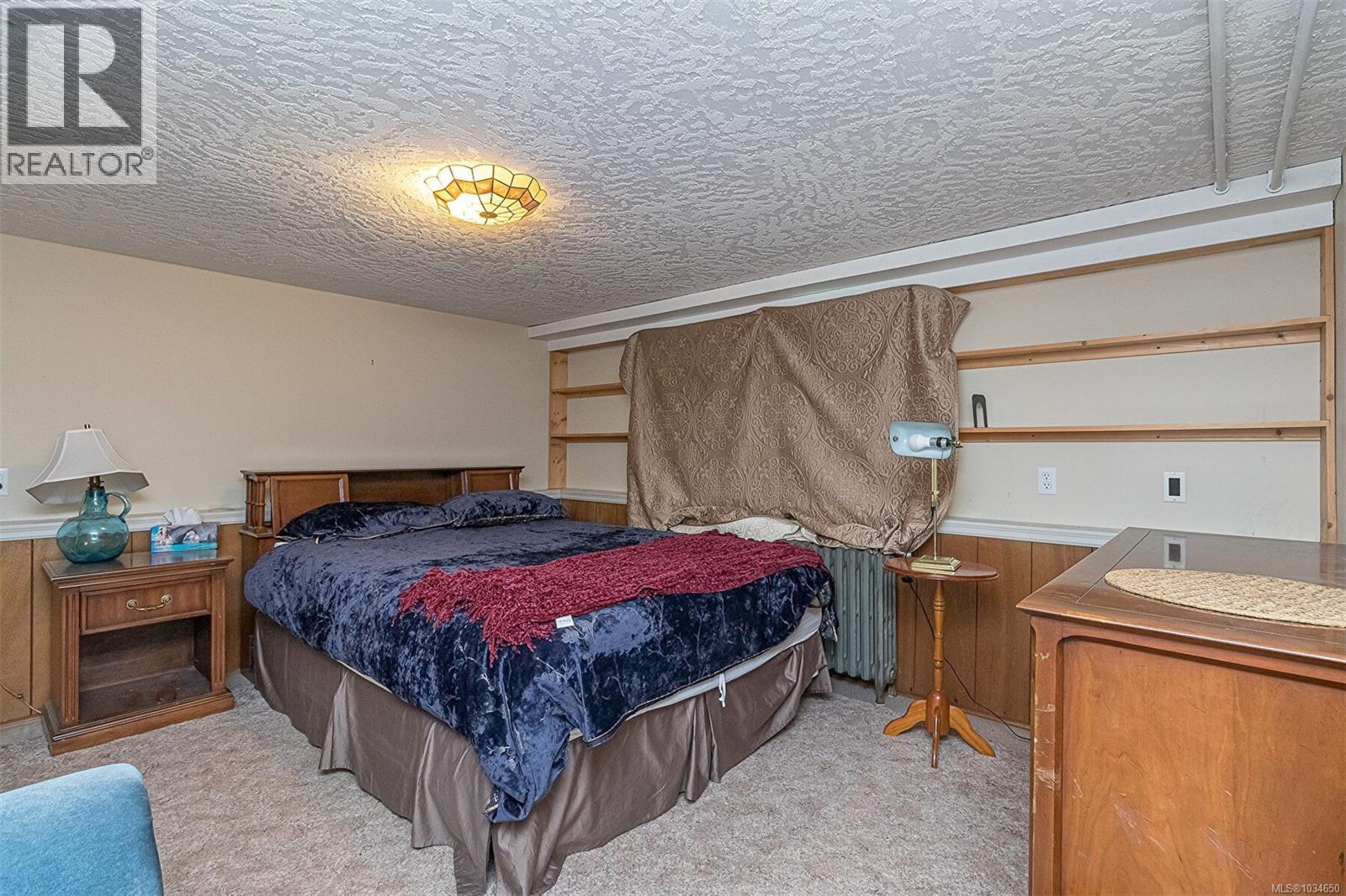  865 St. Patrick Street, Oak Bay