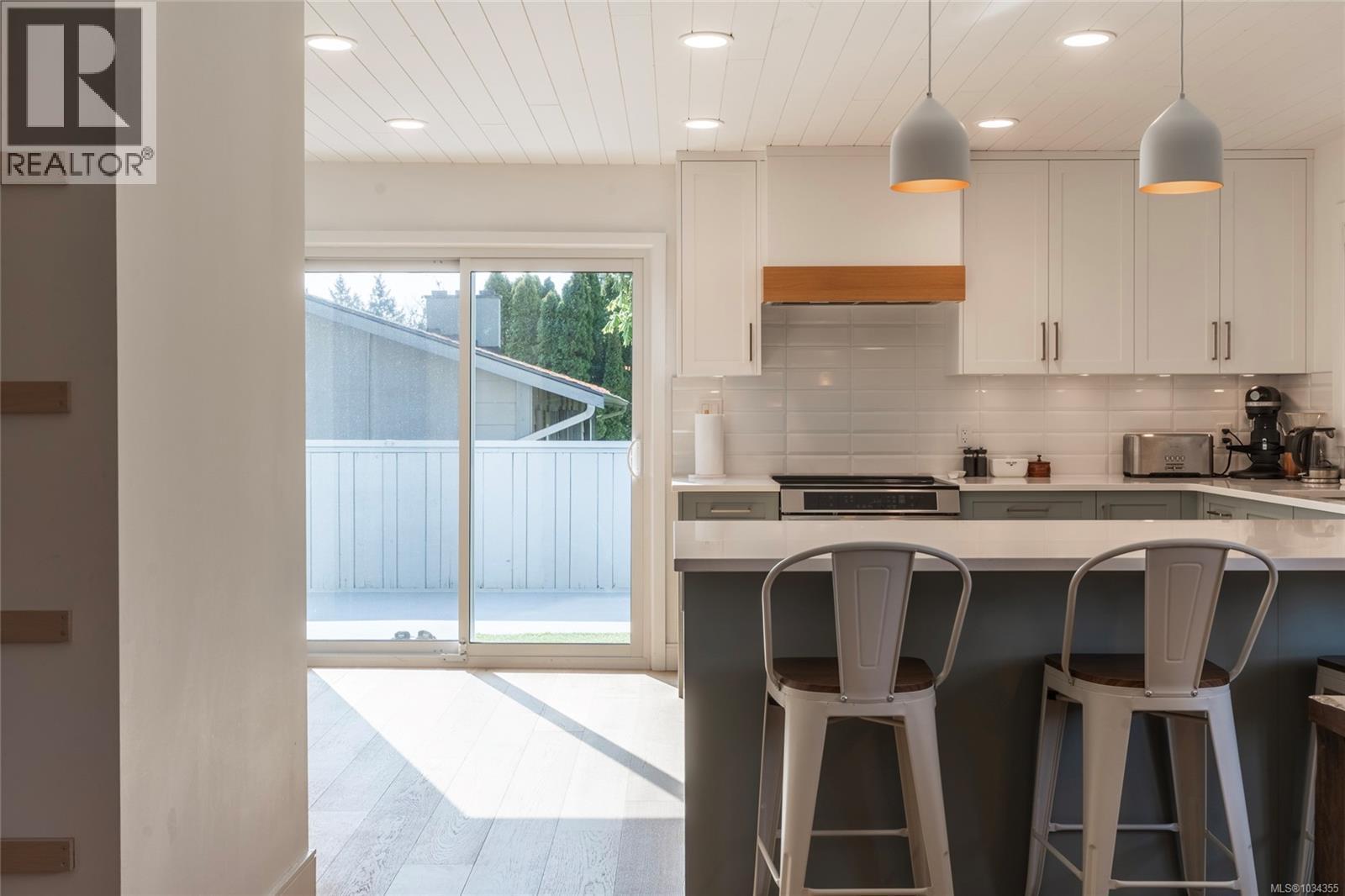  2294 Greenlands Road, Saanich