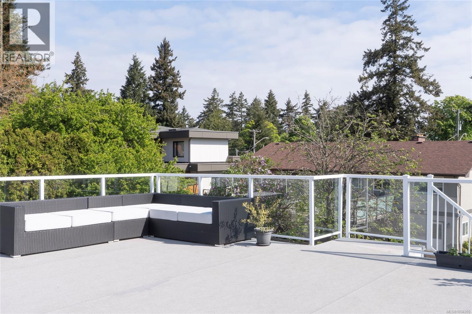  2294 Greenlands Road, Saanich