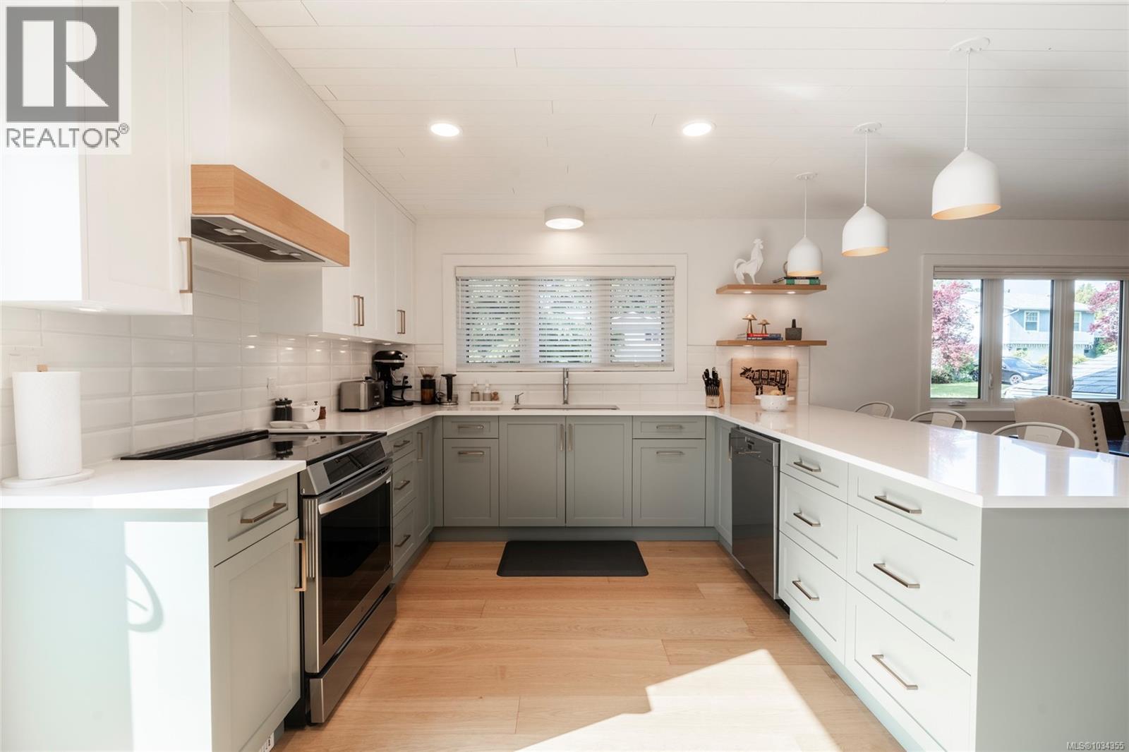  2294 Greenlands Road, Saanich