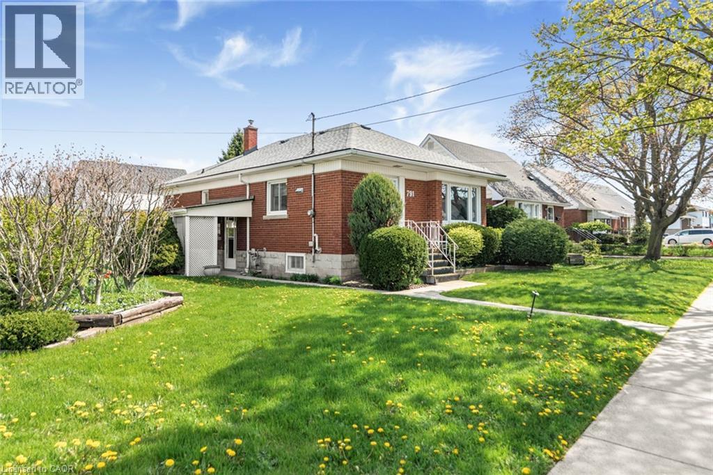 791 BRUCEDALE Avenue E, Hamilton, Ontario, L8V1S4 — Photo 4