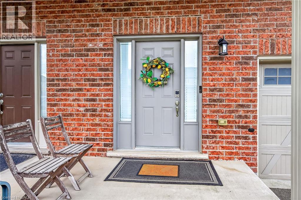 167 LORMONT Boulevard, Stoney Creek, Ontario, L8J0K2 — Photo 2