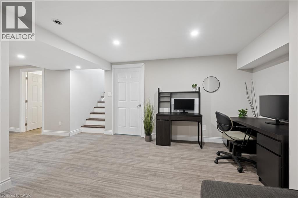 183 KIPLING Avenue, Kitchener, Ontario, N2C2B9 — Photo 23