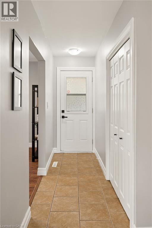 183 KIPLING Avenue, Kitchener, Ontario, N2C2B9 — Photo 5