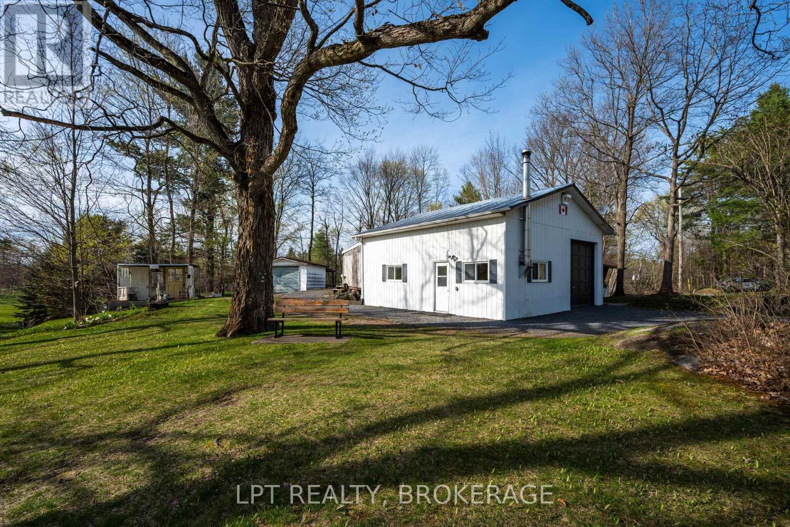 1023 MOON ROAD - 27