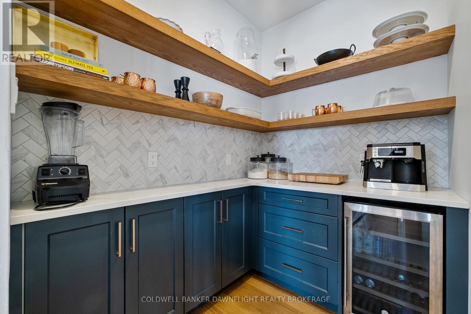 160 FOXBOROUGH PLACE - 20