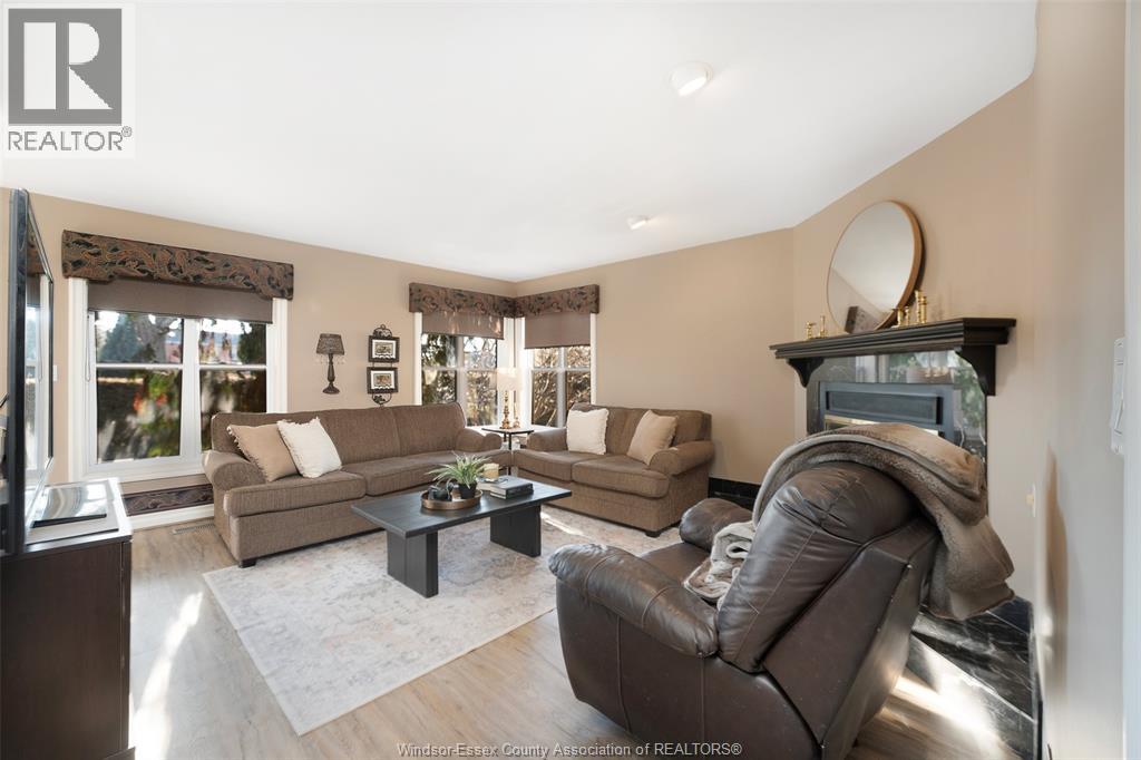 3035 ROWLEY PARK DRIVE - 21