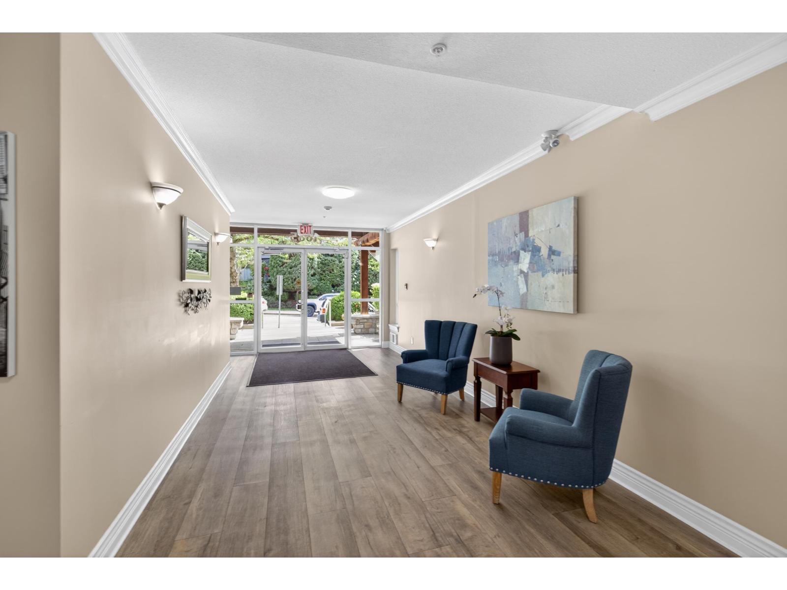 201 1685 152A STREET
