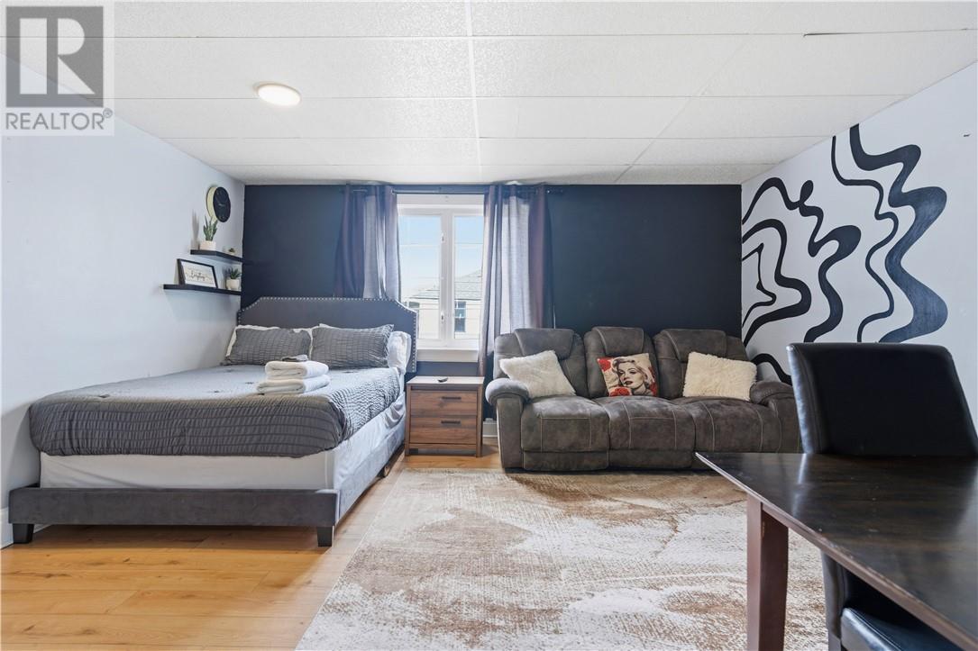 392 Montague Avenue - 30