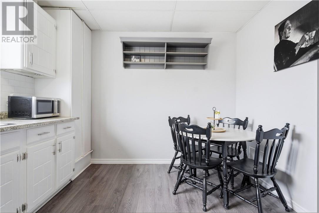 392 Montague Avenue - 42