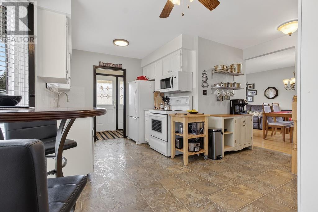 1100 Soloy Drive S, Sudbury, Ontario, P3A1E6 — Photo 11