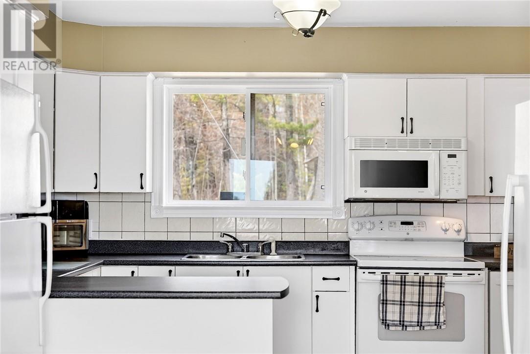 719C Duck Creek Road, Lavigne, Ontario, P0H1R0 — Photo 11
