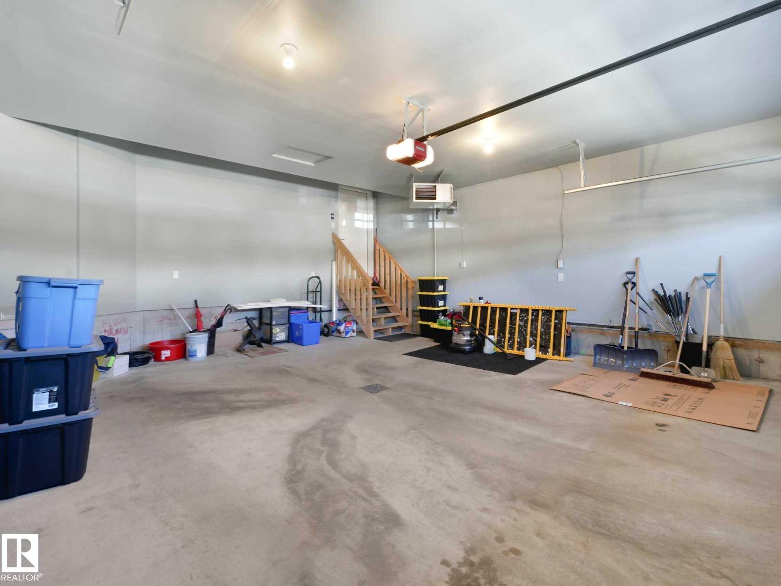 7515 173 AV NW, Edmonton