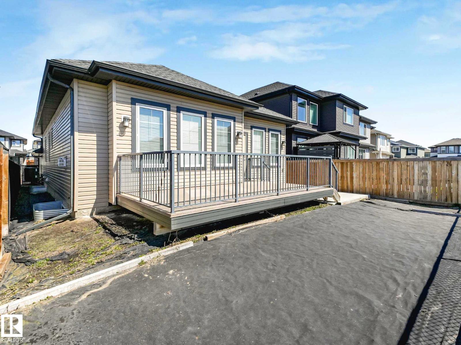 7515 173 AV NW, Edmonton
