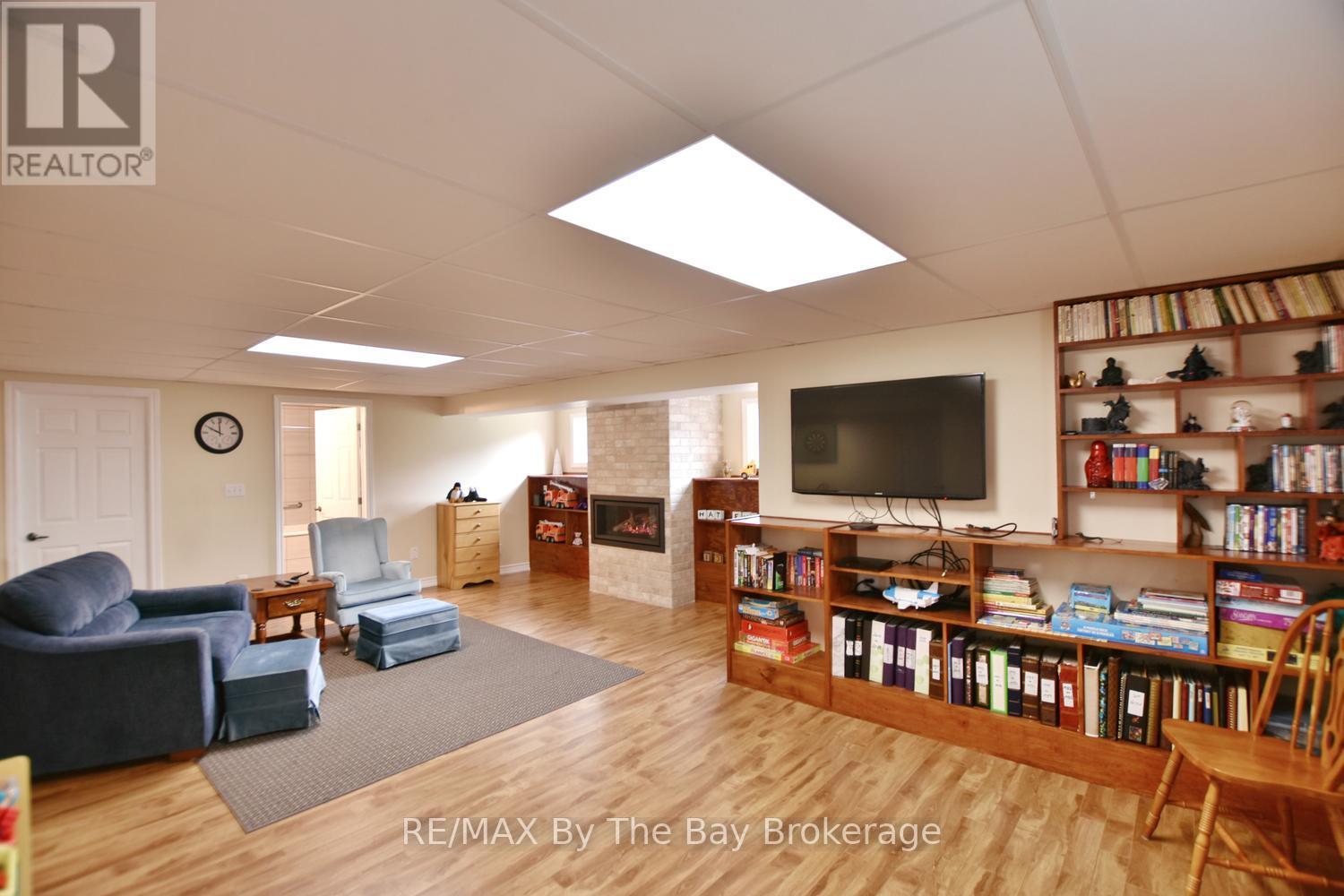 5 FALVO STREET - 32