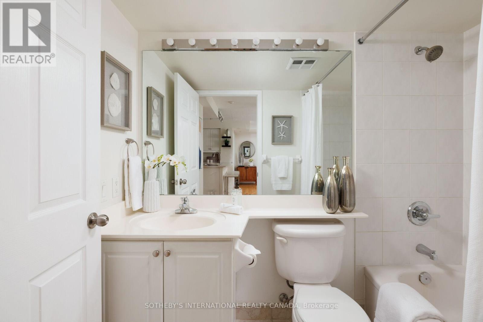 #201 153 BEECROFT ROAD - 28