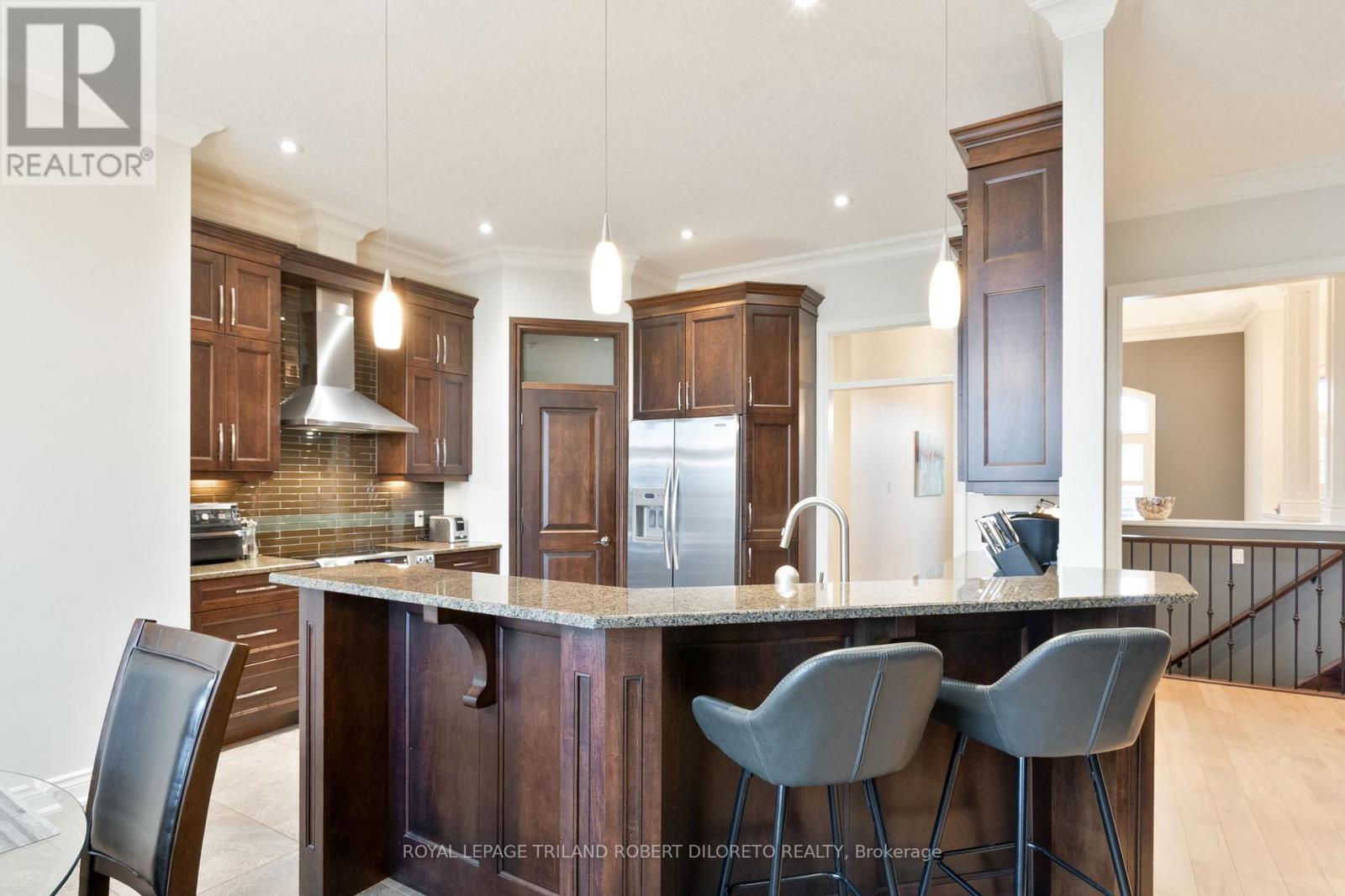 6968 CLAYTON WALK - 23
