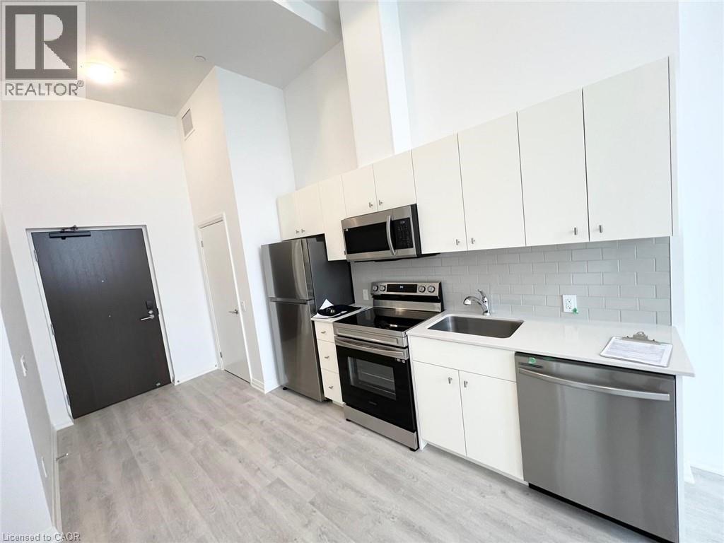 101 GOLDEN EAGLE Road Unit# 111, Waterloo, Ontario, N2V1C3 — Photo 15