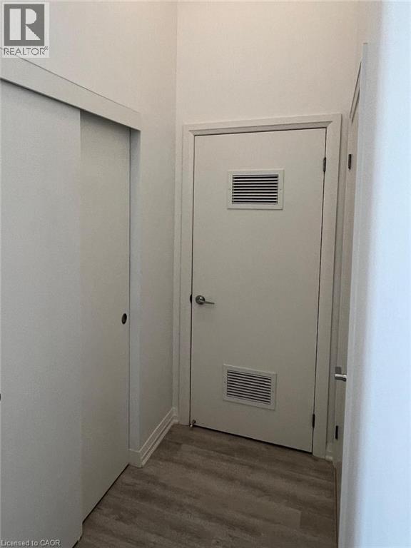 101 GOLDEN EAGLE Road Unit# 111, Waterloo, Ontario, N2V1C3 — Photo 19