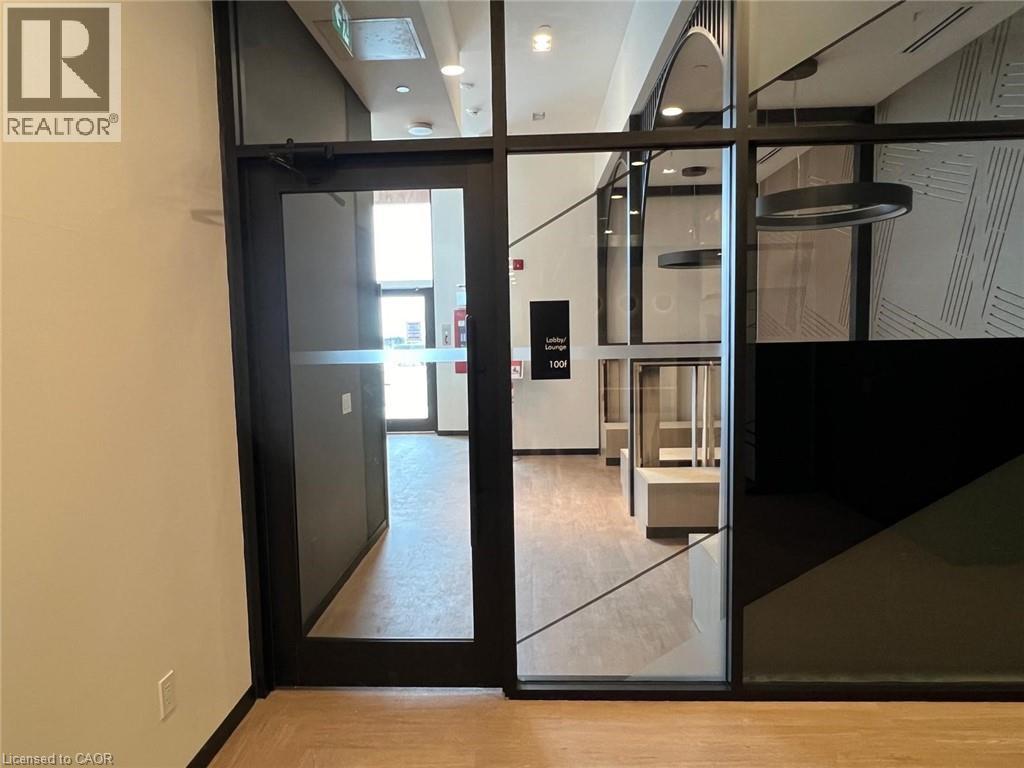 101 GOLDEN EAGLE Road Unit# 111, Waterloo, Ontario, N2V1C3 — Photo 36