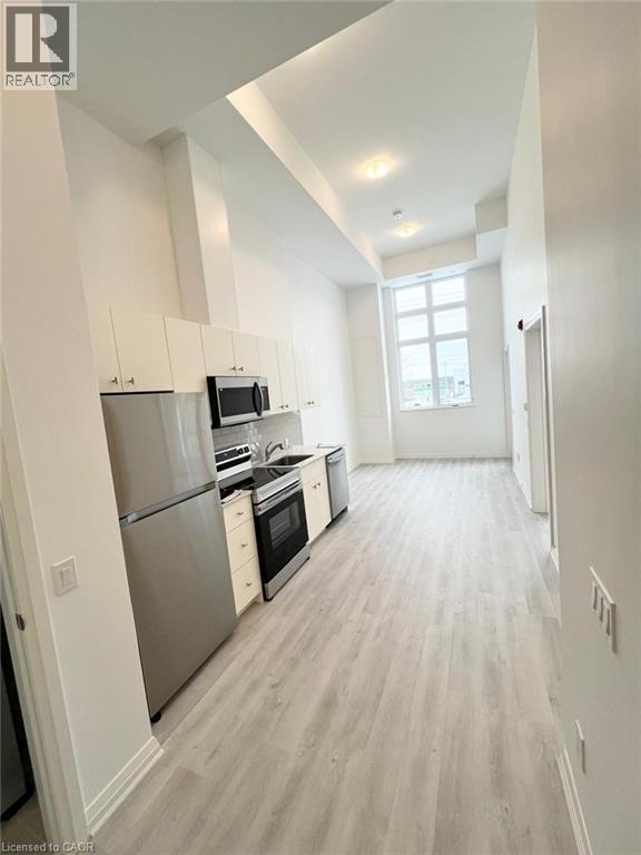 101 GOLDEN EAGLE Road Unit# 111, Waterloo, Ontario, N2V1C3 — Photo 9