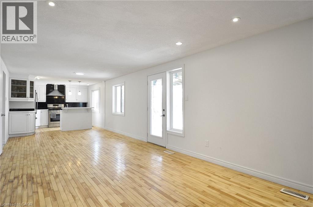 264 COOPER Street, Cambridge, Ontario, N3C3V5 — Photo 8