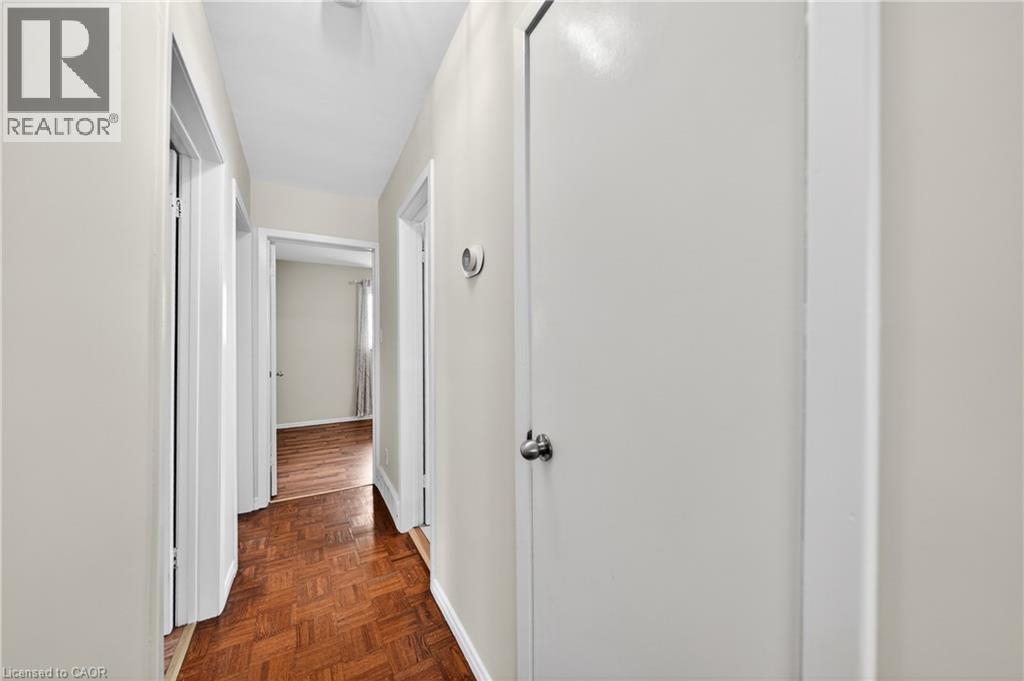 34 AVENUE Road, Cambridge, Ontario, N1R1B7 — Photo 18