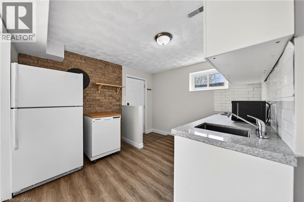 34 AVENUE Road, Cambridge, Ontario, N1R1B7 — Photo 30