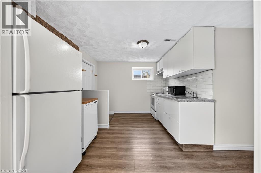 34 AVENUE Road, Cambridge, Ontario, N1R1B7 — Photo 31