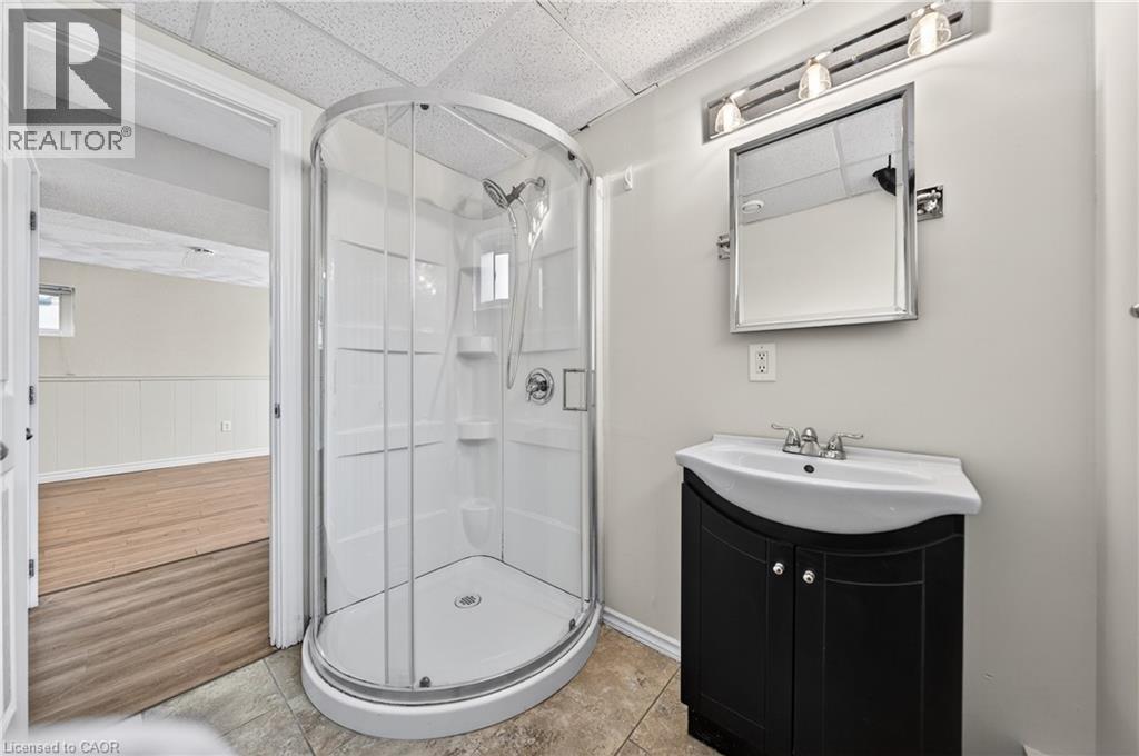 34 AVENUE Road, Cambridge, Ontario, N1R1B7 — Photo 41