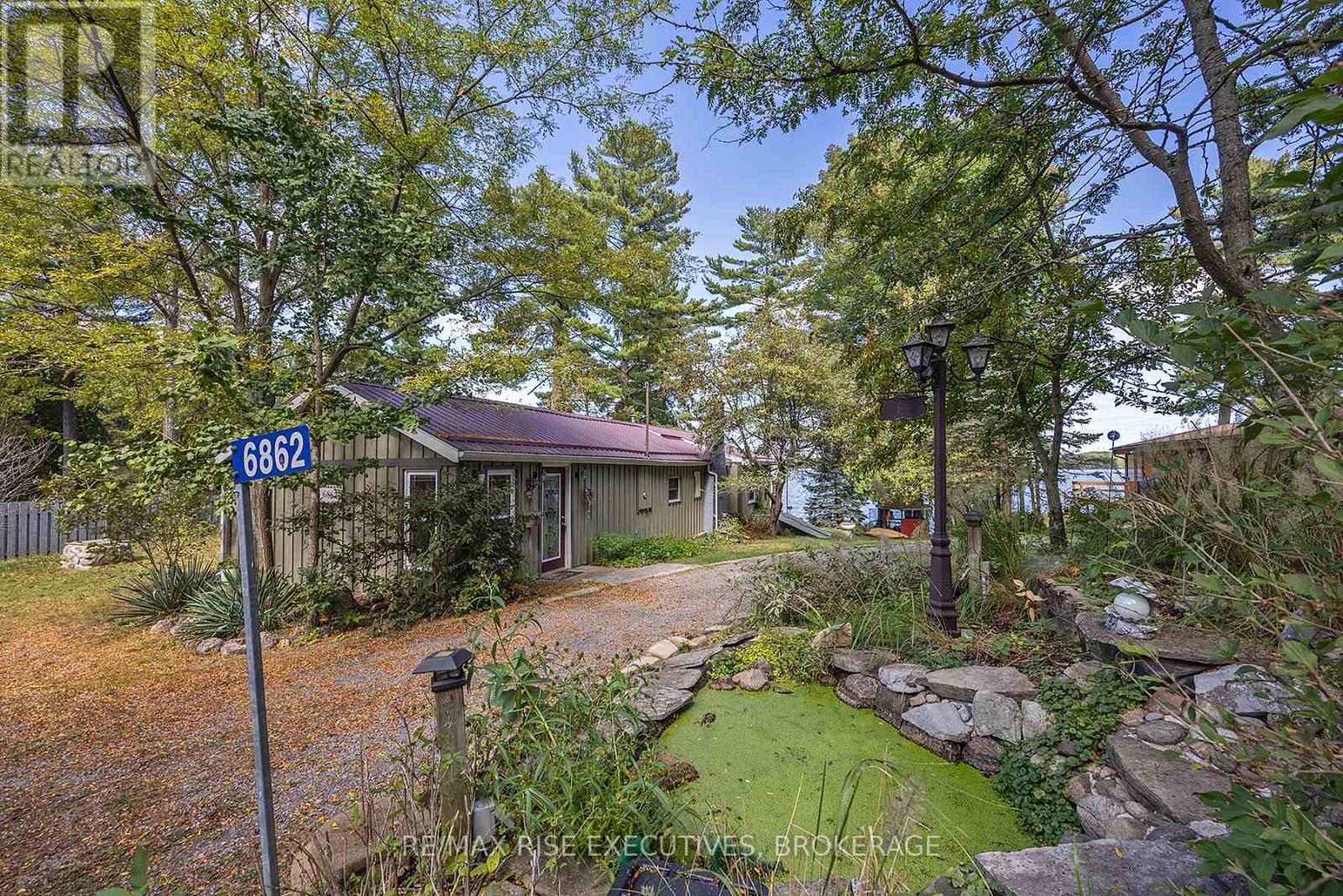 6862 SMITH LANE - 40