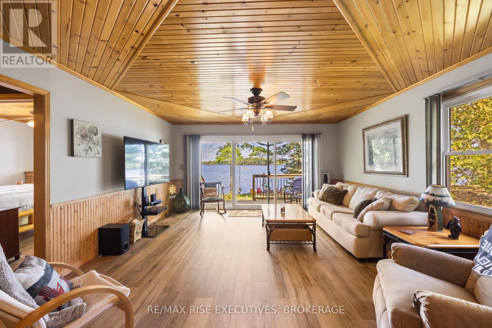 6862 SMITH LANE - 8
