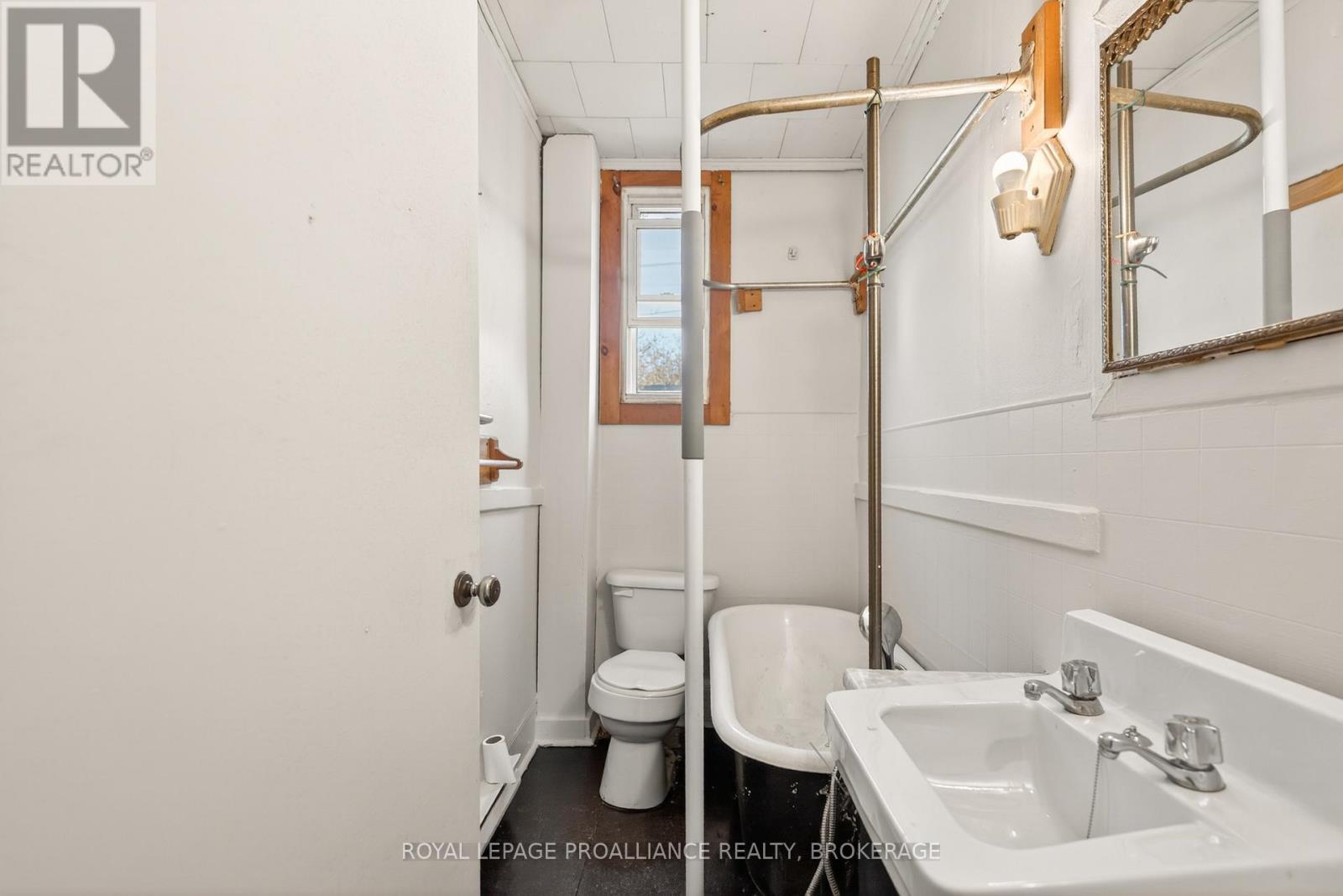 578 UNION STREET - 28