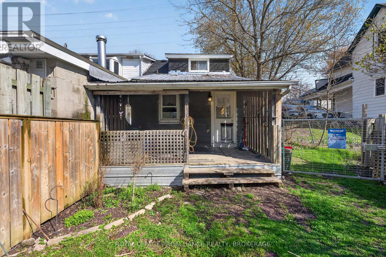 578 UNION STREET - 40
