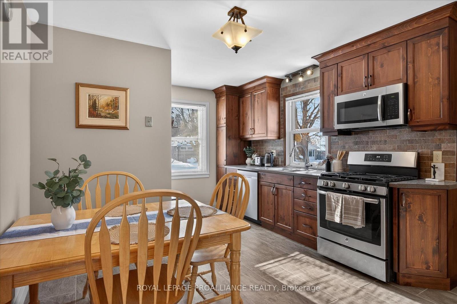 260 BELLEVUE STREET - 7