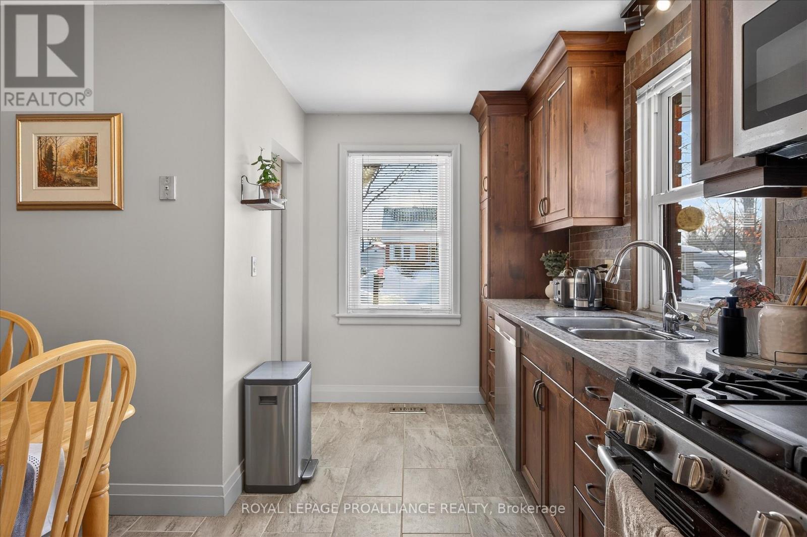 260 BELLEVUE STREET - 9