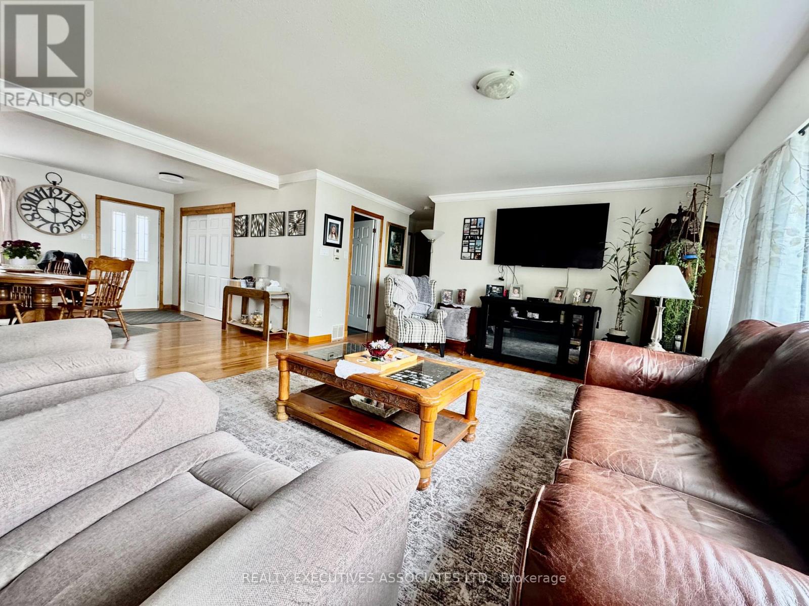 36 WEST LANE - 14