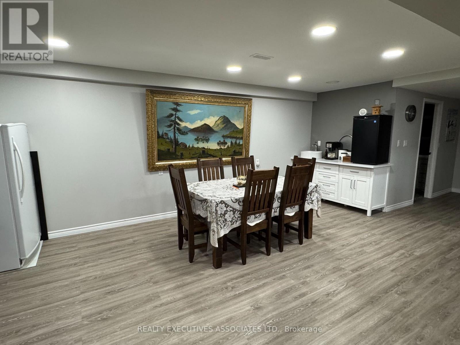 36 WEST LANE - 27