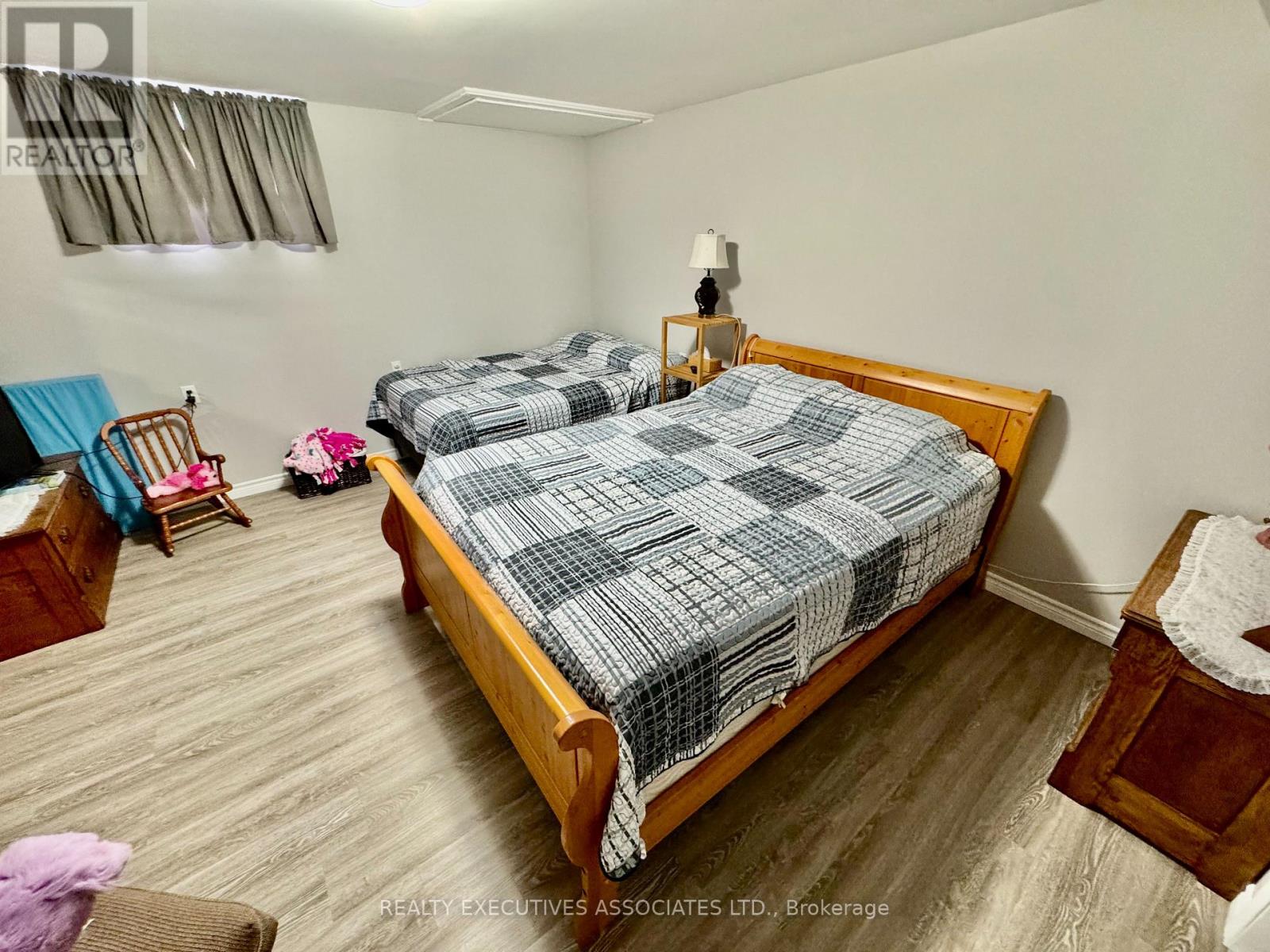 36 WEST LANE - 32