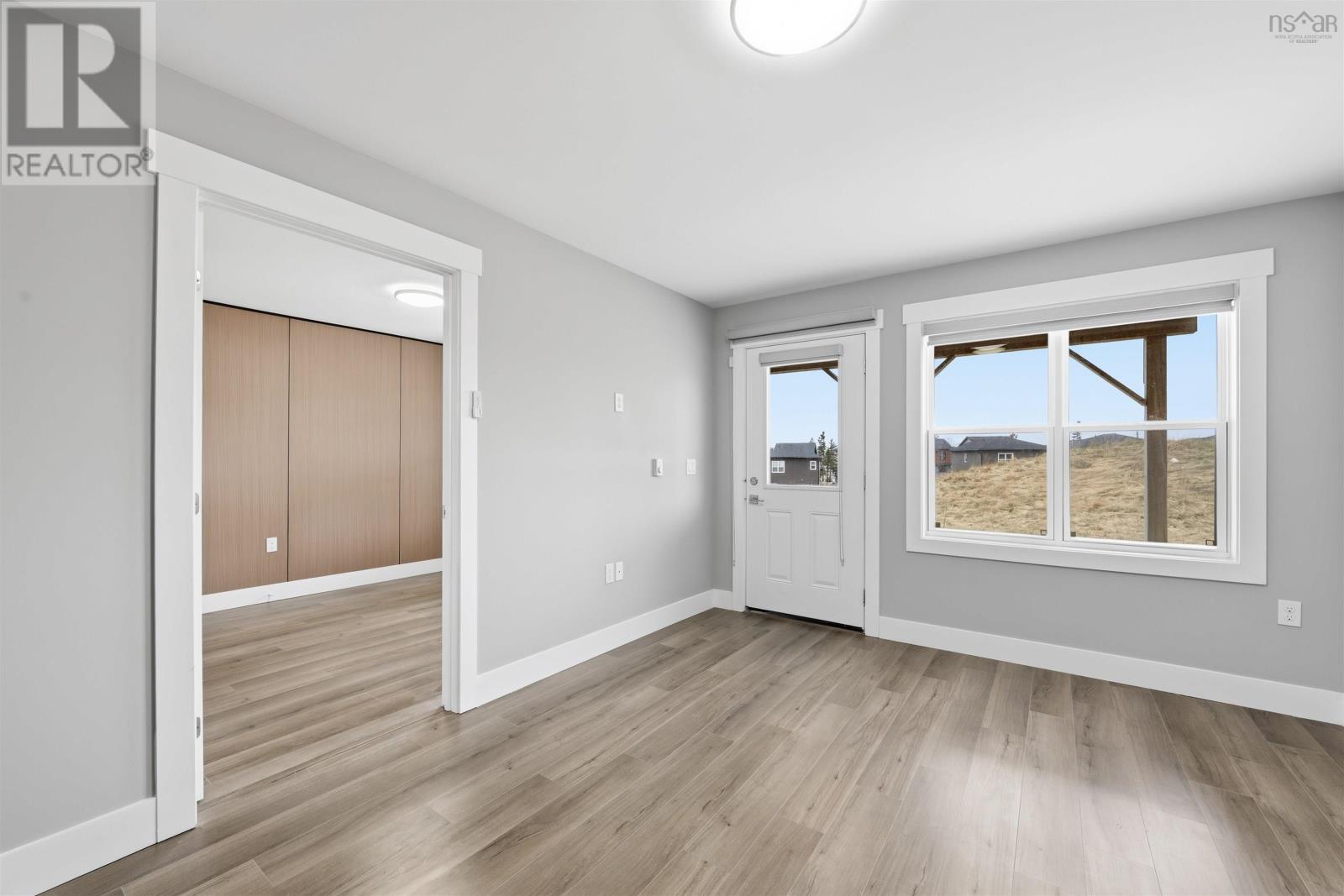 33 Gough Close - 30