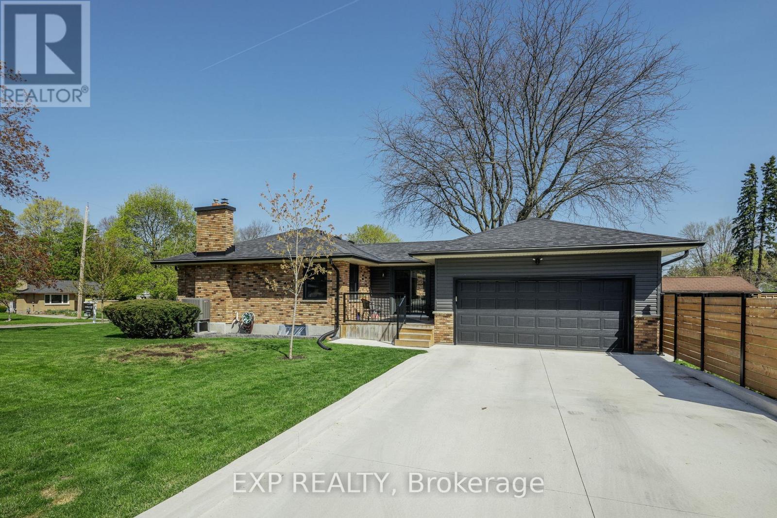 490 BLAKE STREET - 22