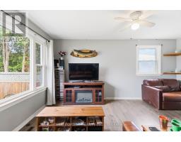 1376 Kostis Avenue, London East, ON N5V3E2 Photo 13